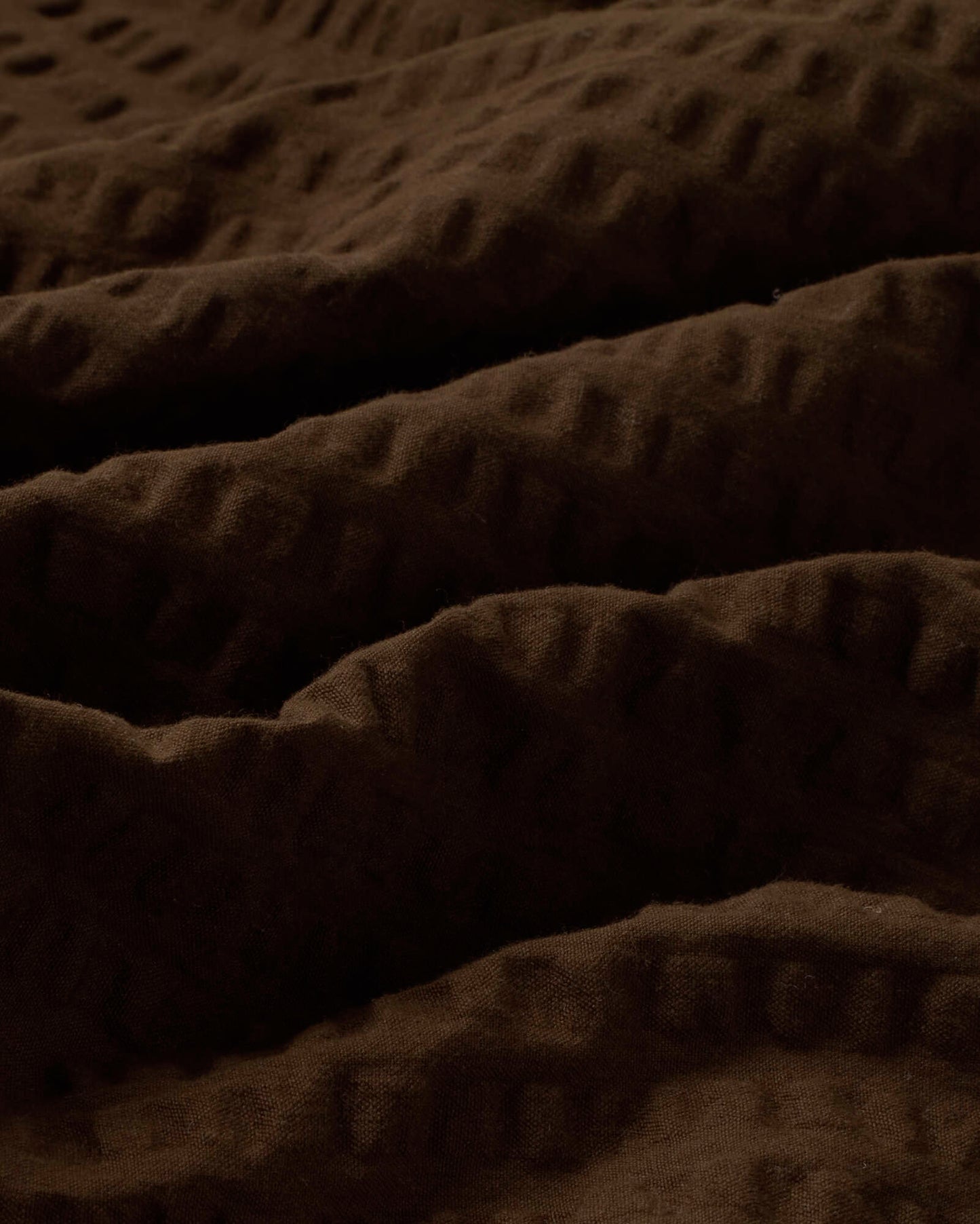 Camisa seersucker marrón Tom sostenible silueta - 2