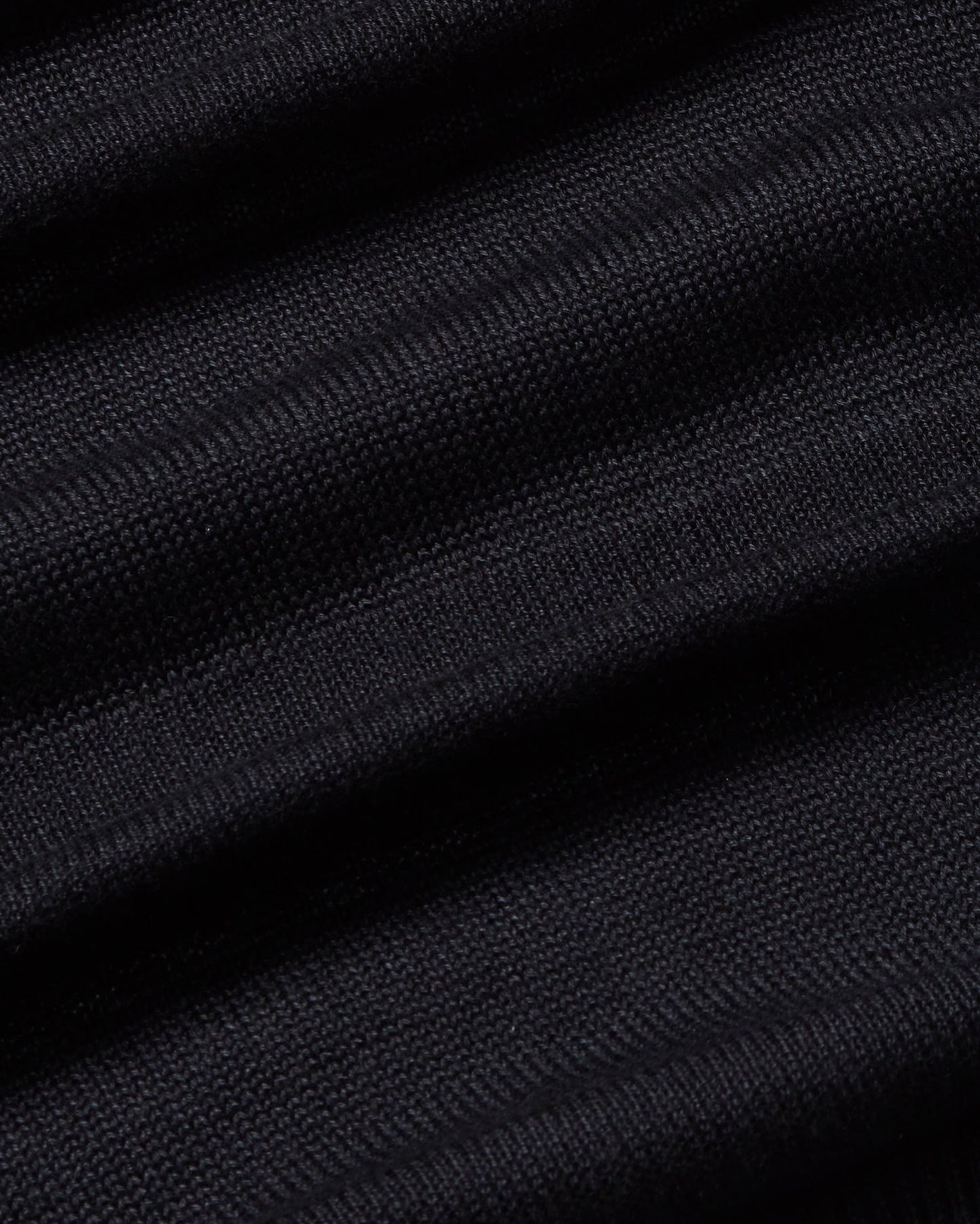 Jersey negro punto Be sostenible - silueta 2