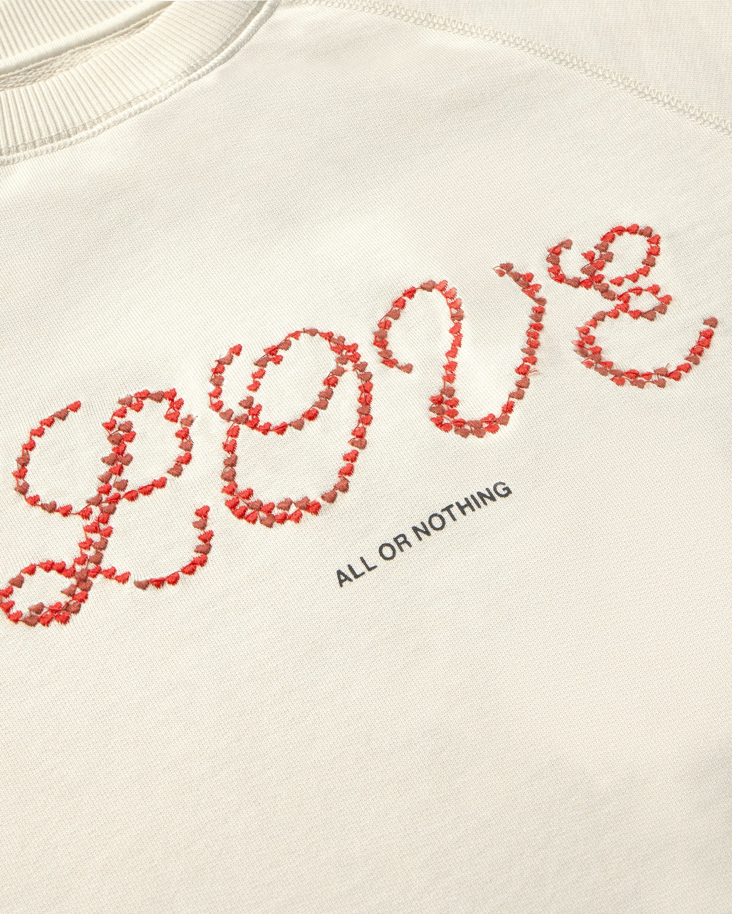 Sudadera blanca love heart Bonnie sostenible - silueta 2