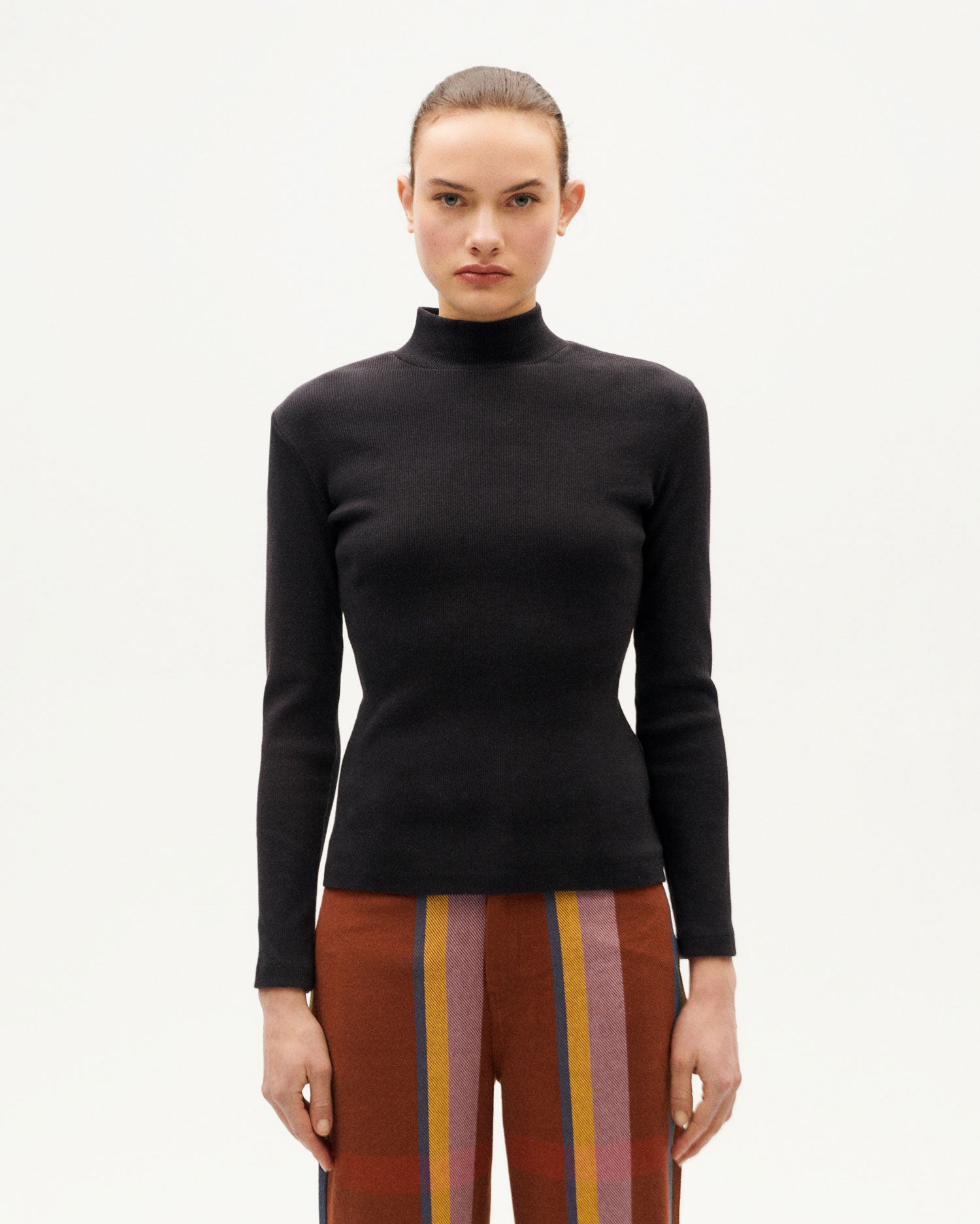 Black top Aine long sleeve sustainable rib rib woman | Thinking Mu