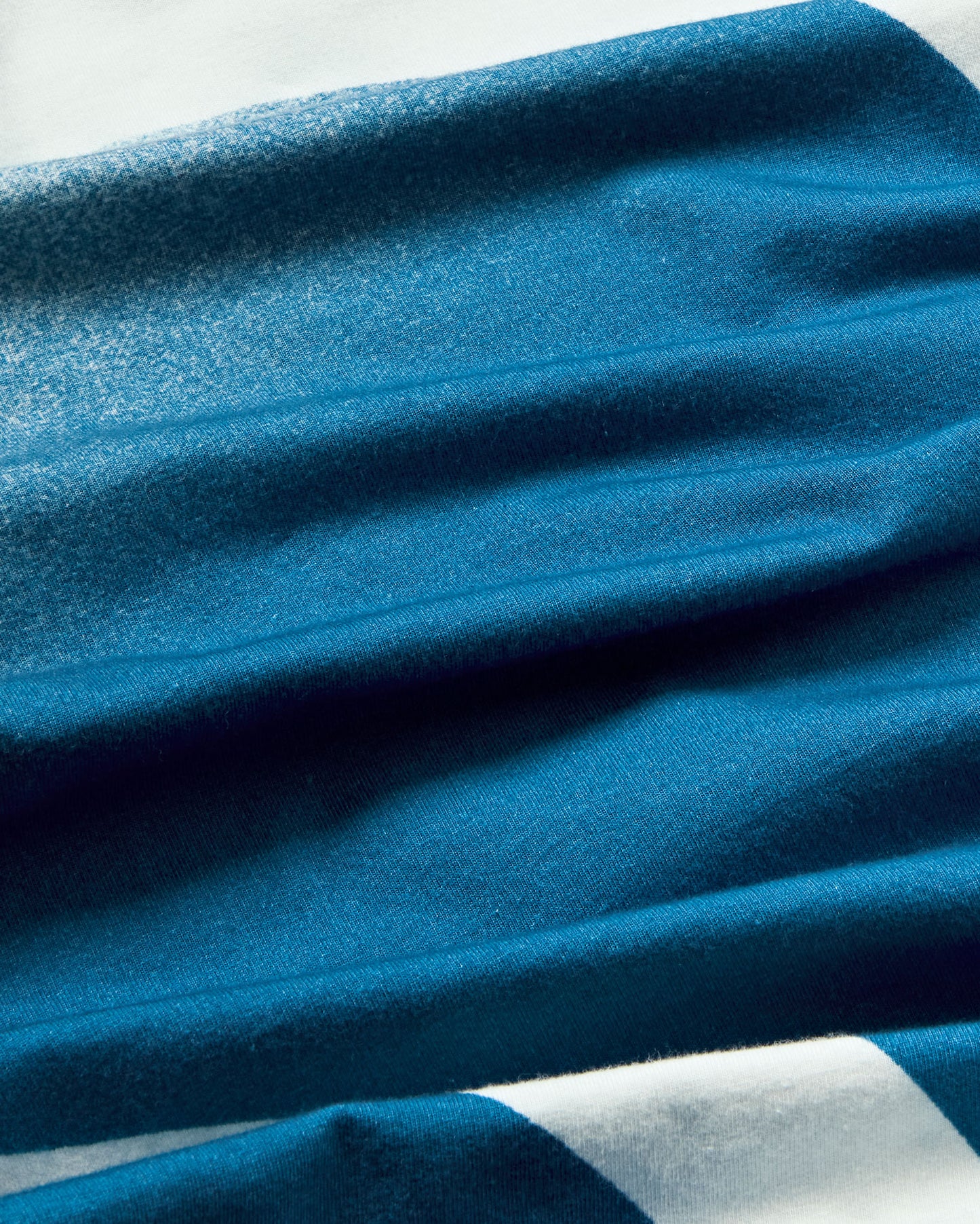 Top multicolor spray Brisa sostenible - silueta 2