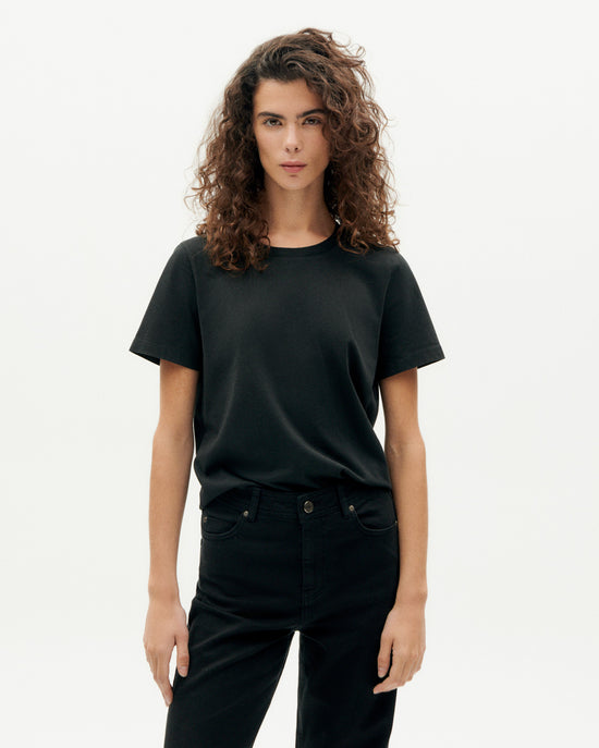 Camiseta negra Ida sostenible -1