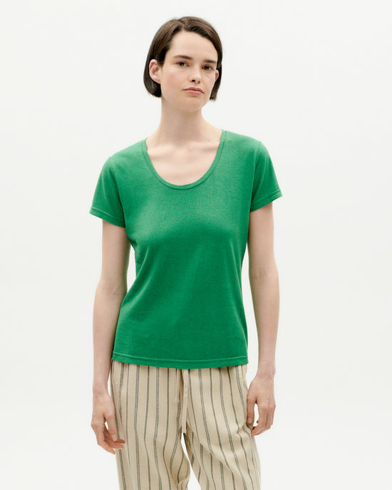 Camiseta verde hemp Regina sostenible -1