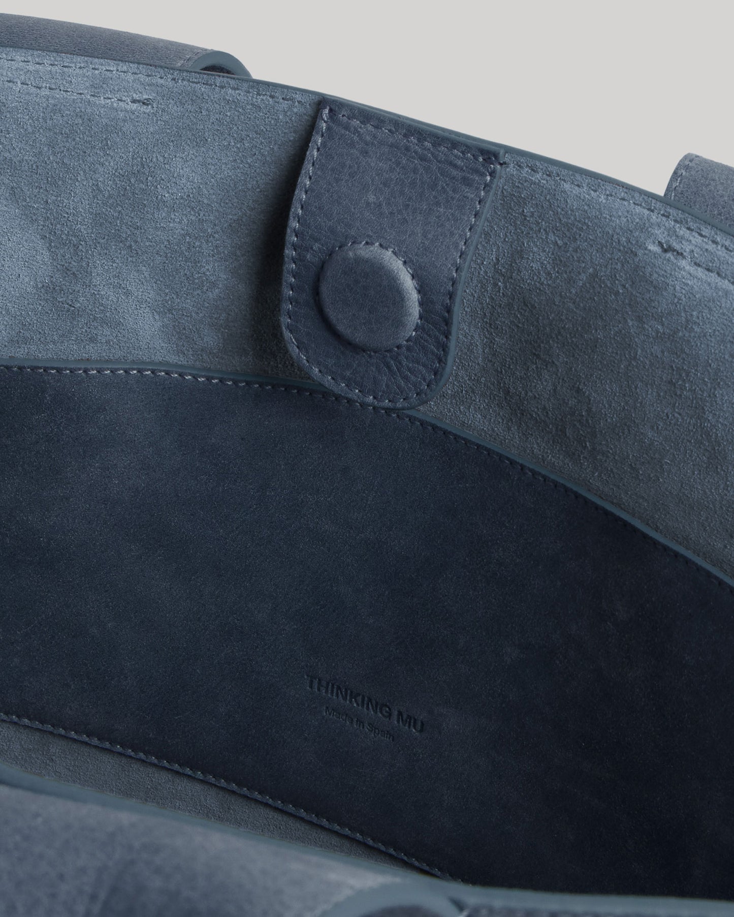 Bolso blue piel Pepo sostenible - silueta 5