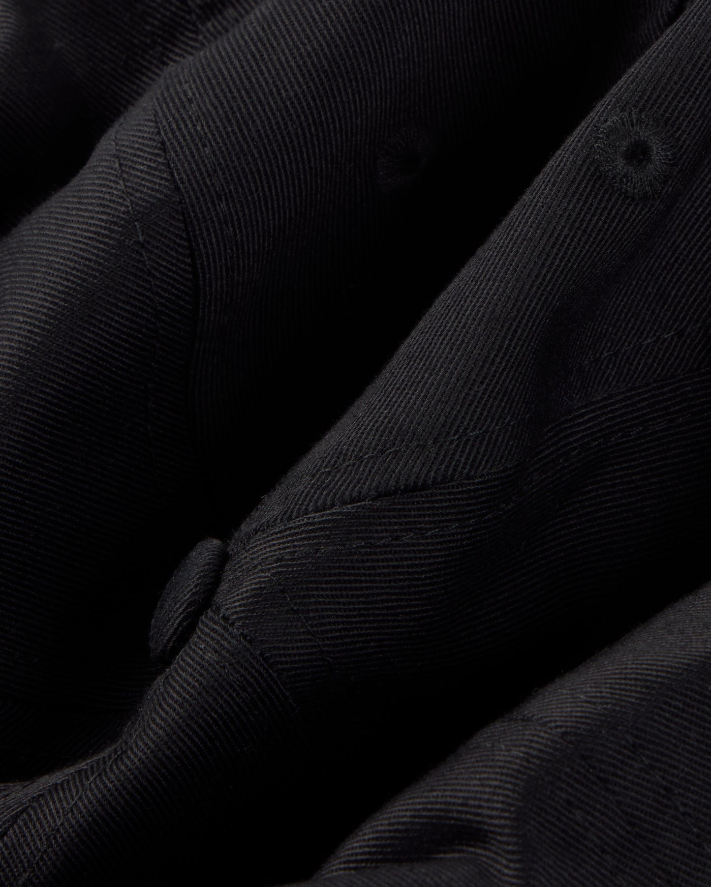 Gorra negra cutre heart Chris sostenible - silueta 5