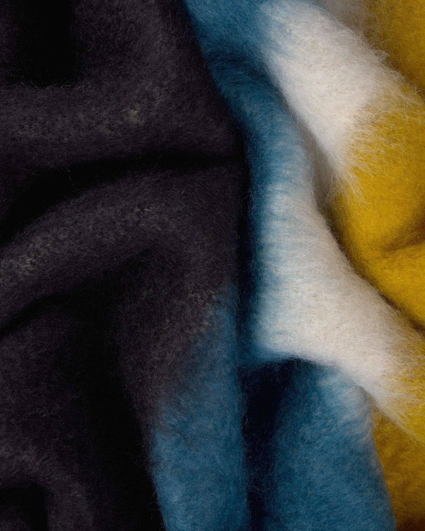 Manta multicolor rojo Matisse Ezcaray - 3