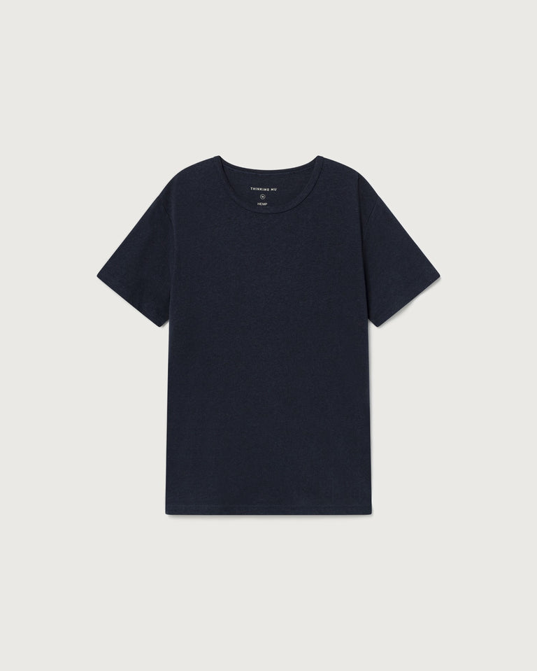 Camiseta hemp azul navy sostenible-foto silueta5