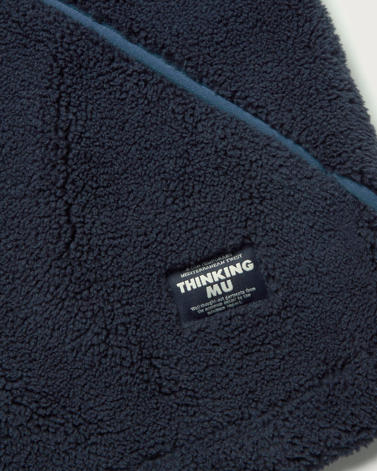 Chaleco borreguito azul Craig sostenible silueta - 2