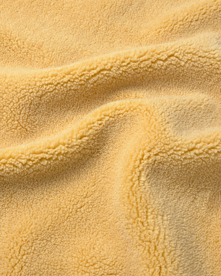 Chaqueta borreguito amarilla Marcus sostenible silueta - 3