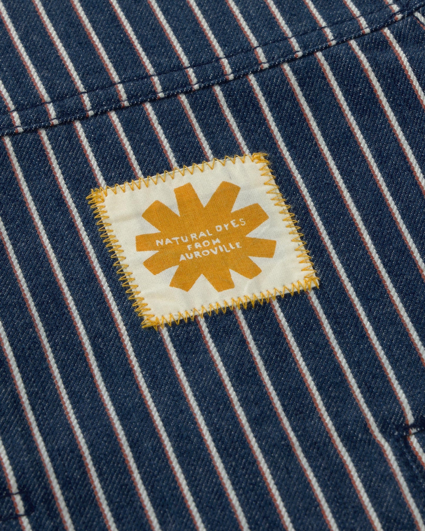 Chaqueta boxy rayas tinte natural Bruno sostenible silueta - 2