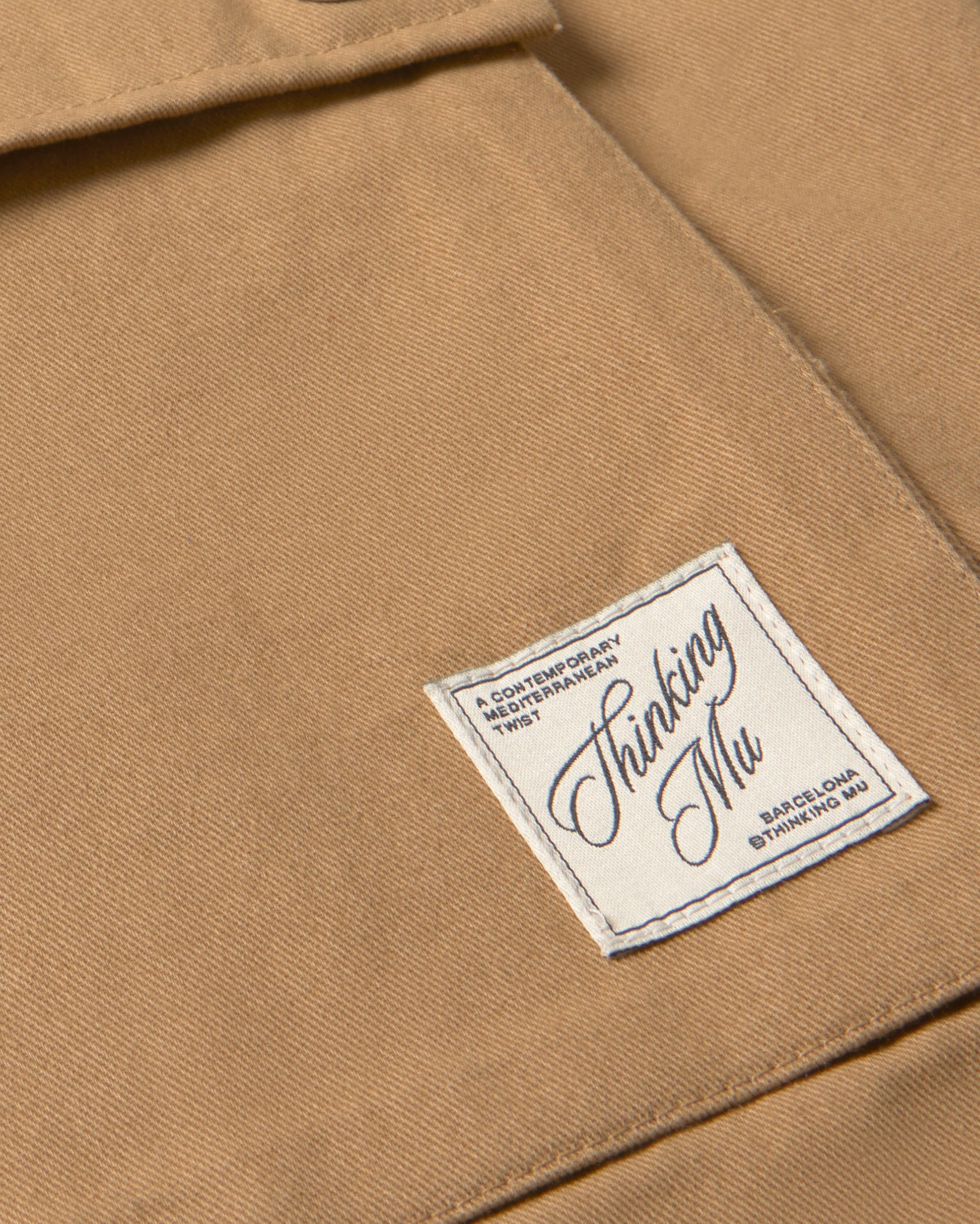 Chaqueta boxy camel Callum sostenible silueta - 2