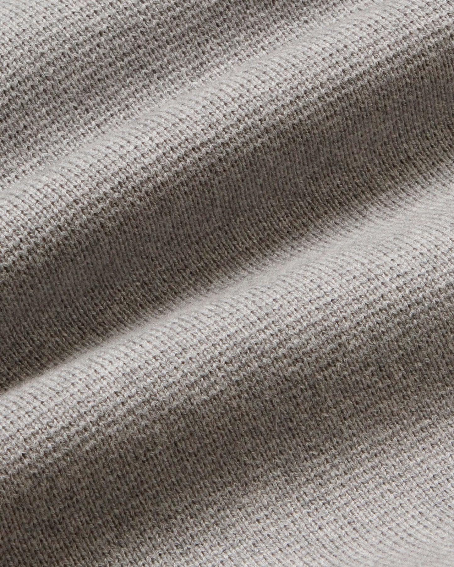 Jersey gris lana Aritz sostenible - silueta 2