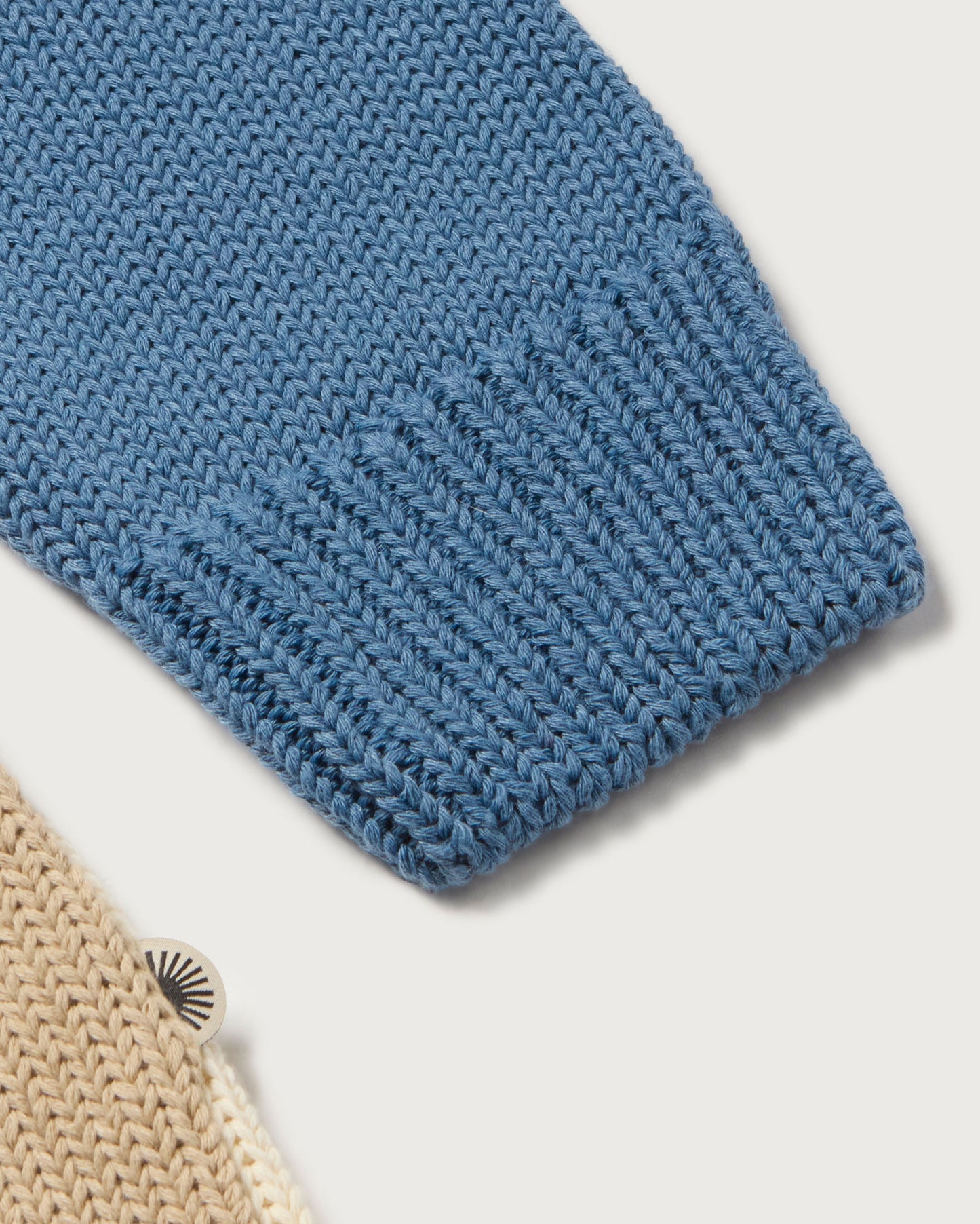 Cárdigan crudo punto Nico sostenible - silueta 2