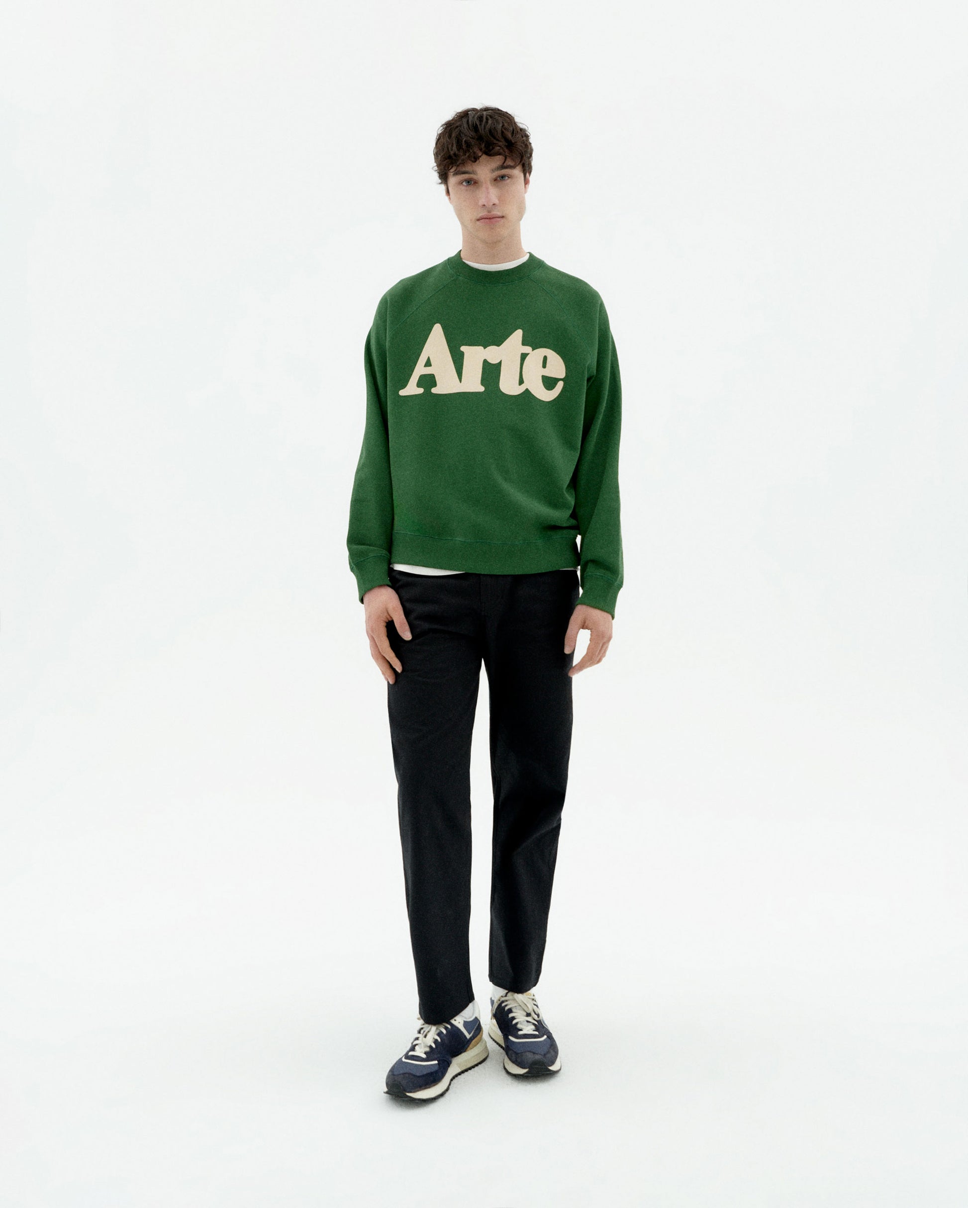 Pantalón negro Moero light sostenible-3