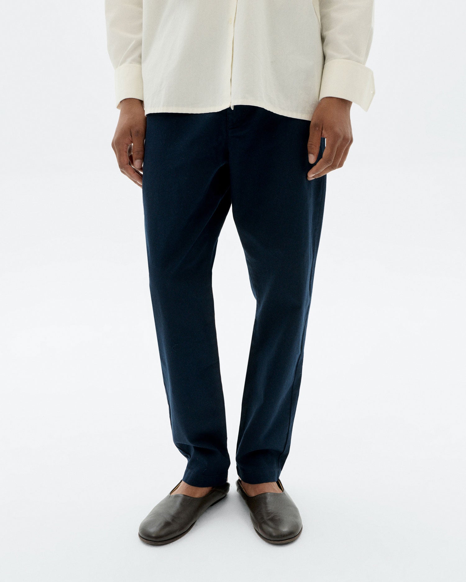 Pantalón azul Travel sostenible - 1