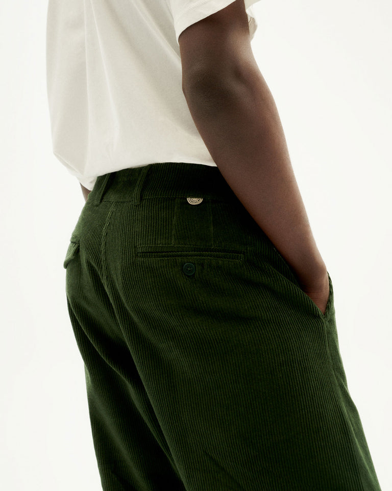 Pantalón verde pana Wotan sostenible-3