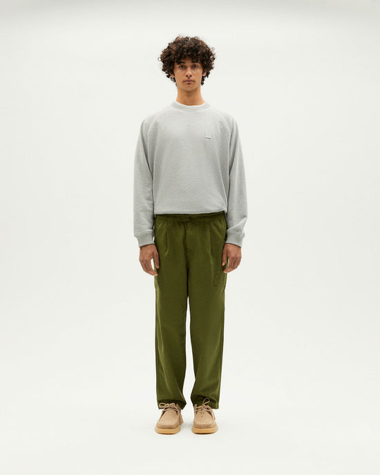 Pantalón verde Max sostenible-2