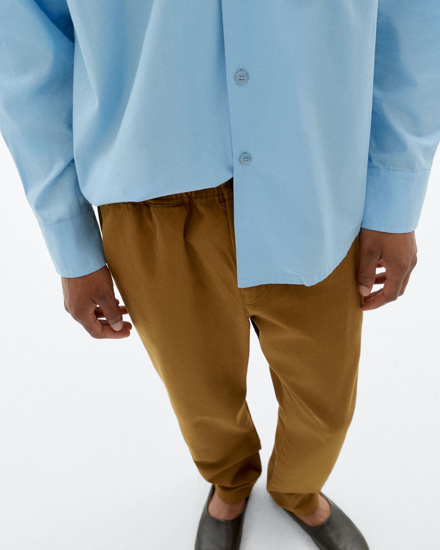 Pantalón recto amarillo Travel sostenible - 3