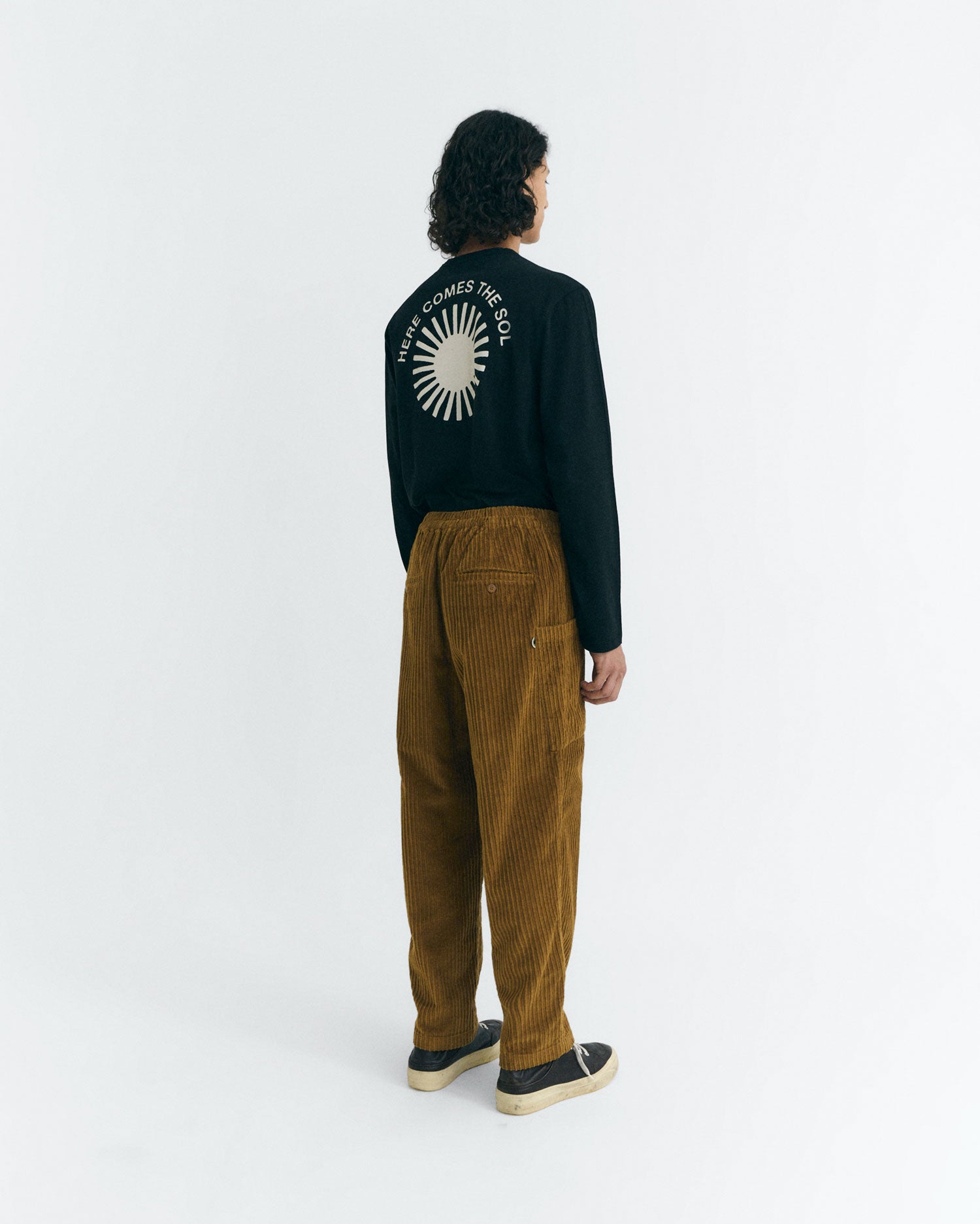 Pantalón relaxed cargo pana amarillo Max sostenible - 4