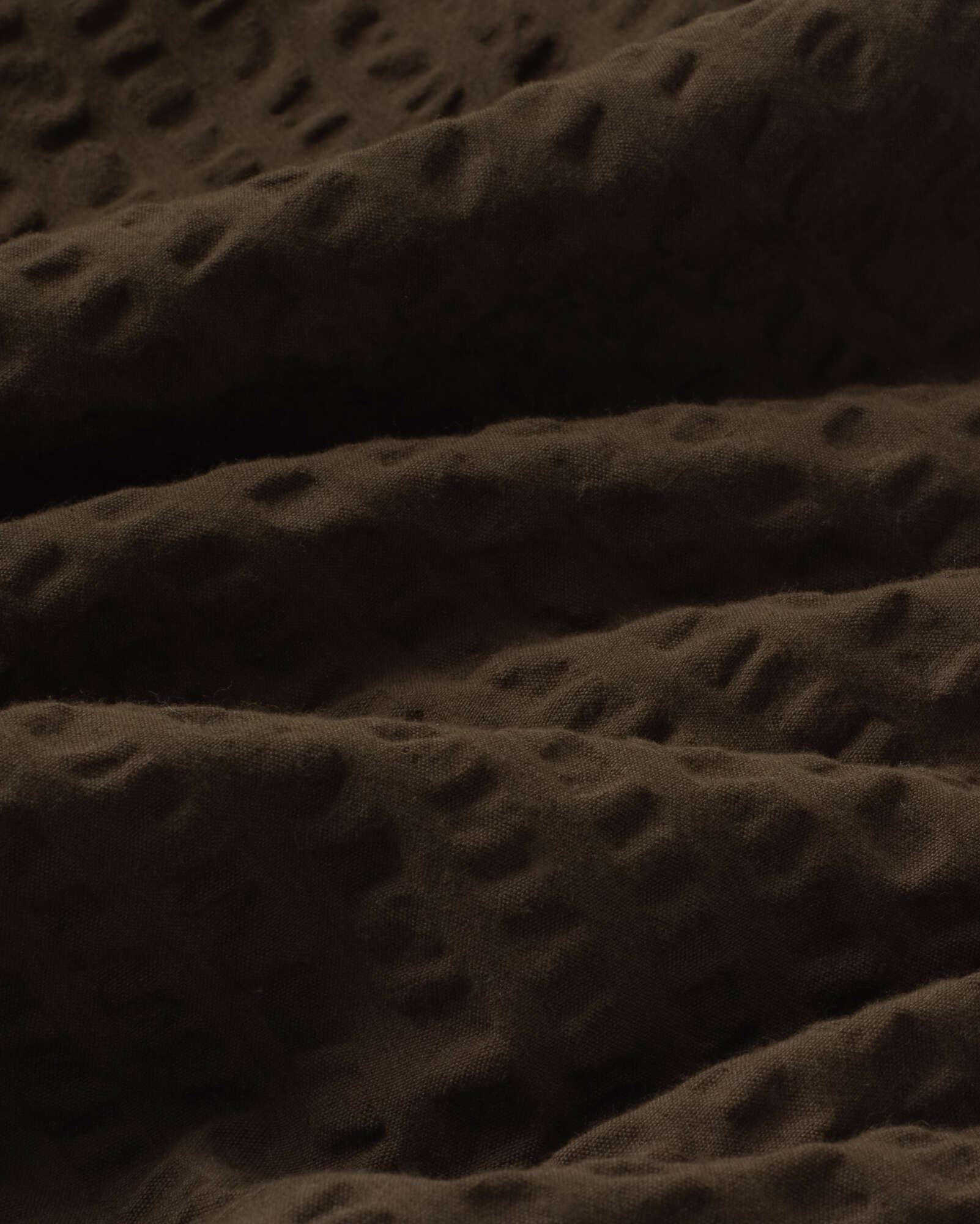 Pantalón loose seersucker marrón Luc sostenible silueta - 2