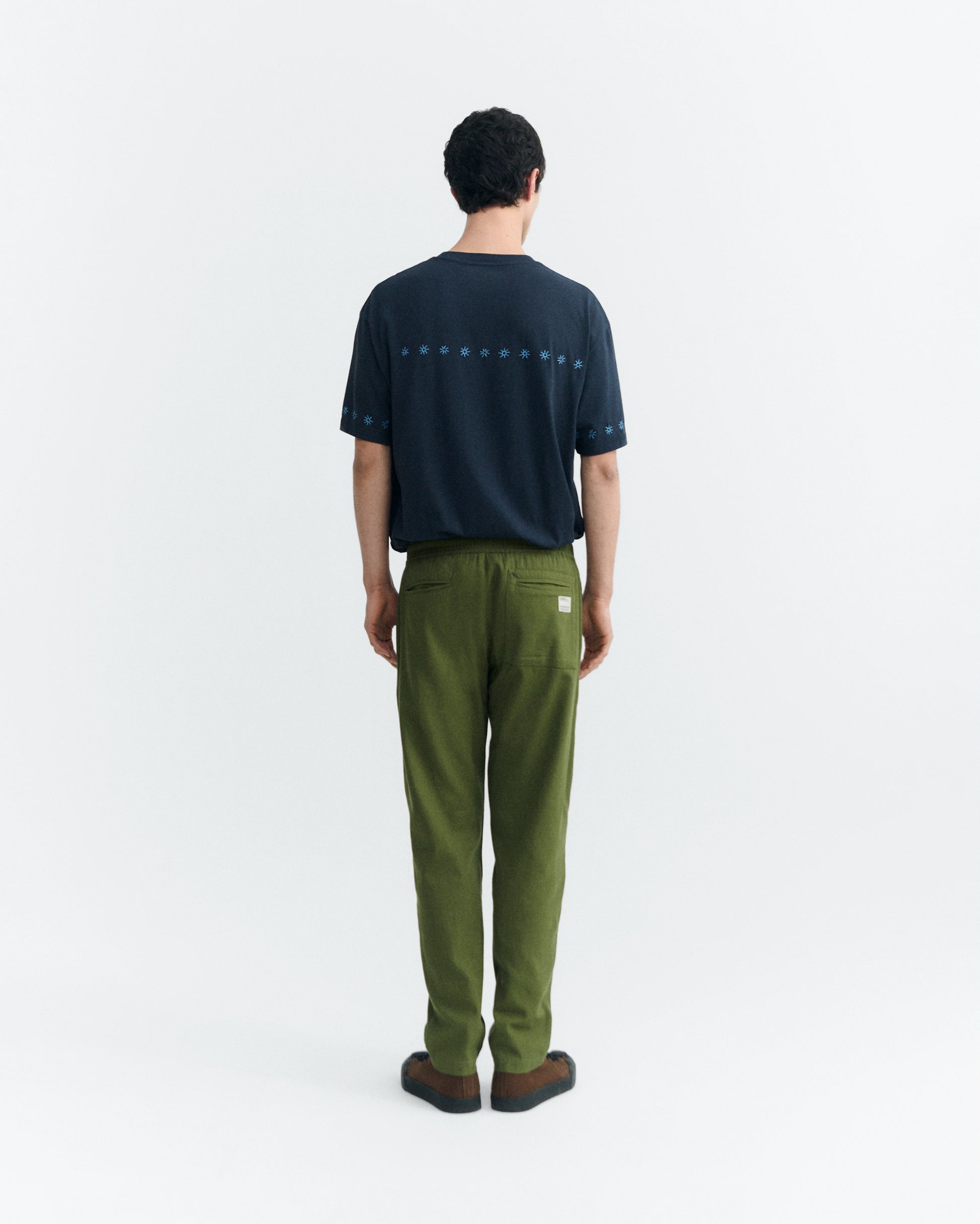 Pantalón recto verde Travel light sostenible - 5