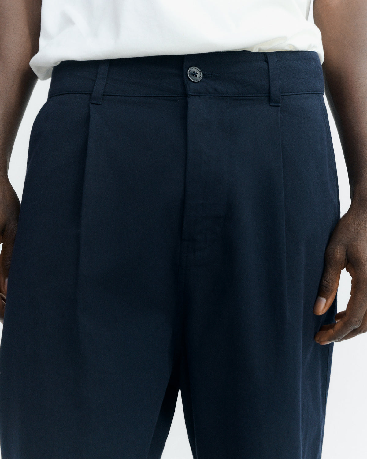 Pantalón relaxed pinza navy Wotan sostenible - 3