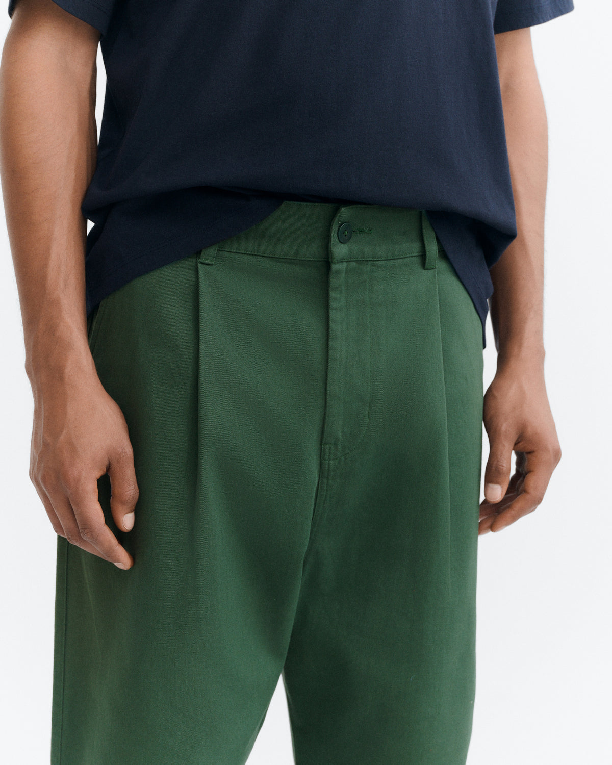 Pantalón carrot verde Friend sostenible - 3