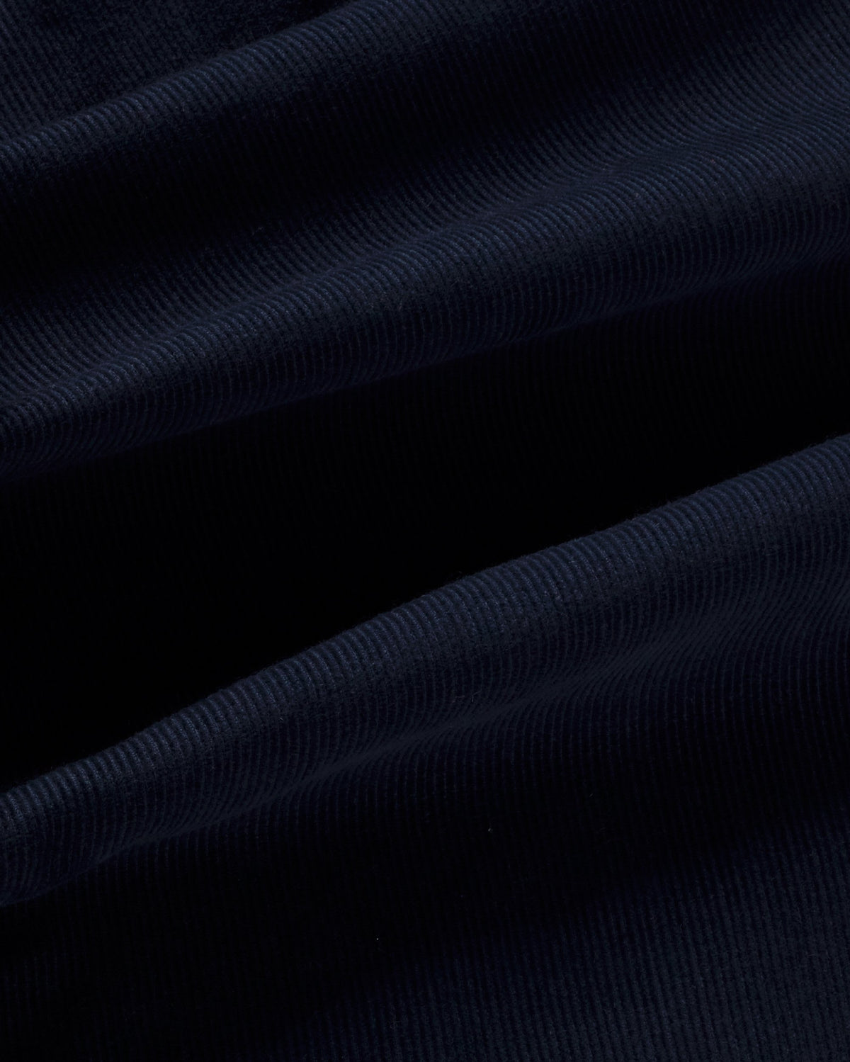 Pantalón carrot micro pana navy Friend sostenible silueta - 2