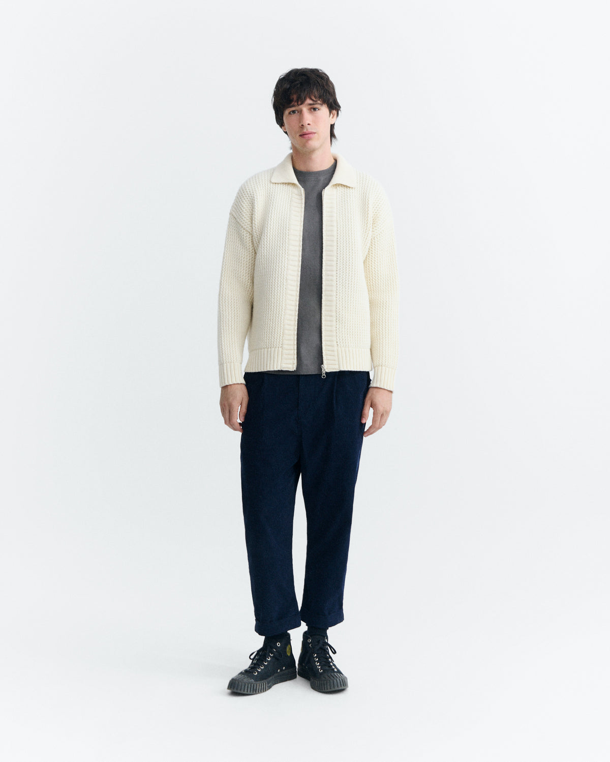 Pantalón carrot micro pana navy Friend sostenible - 1