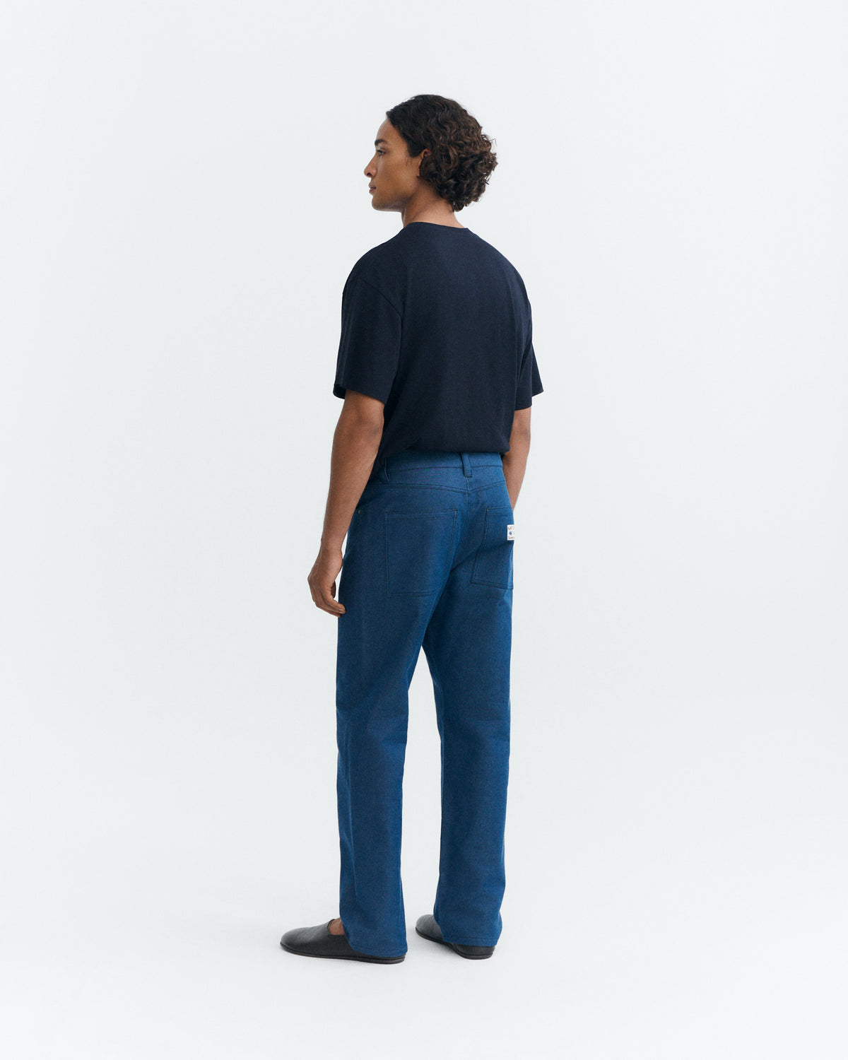 Jeans rectos tinte natural indigo David sostenible - 4