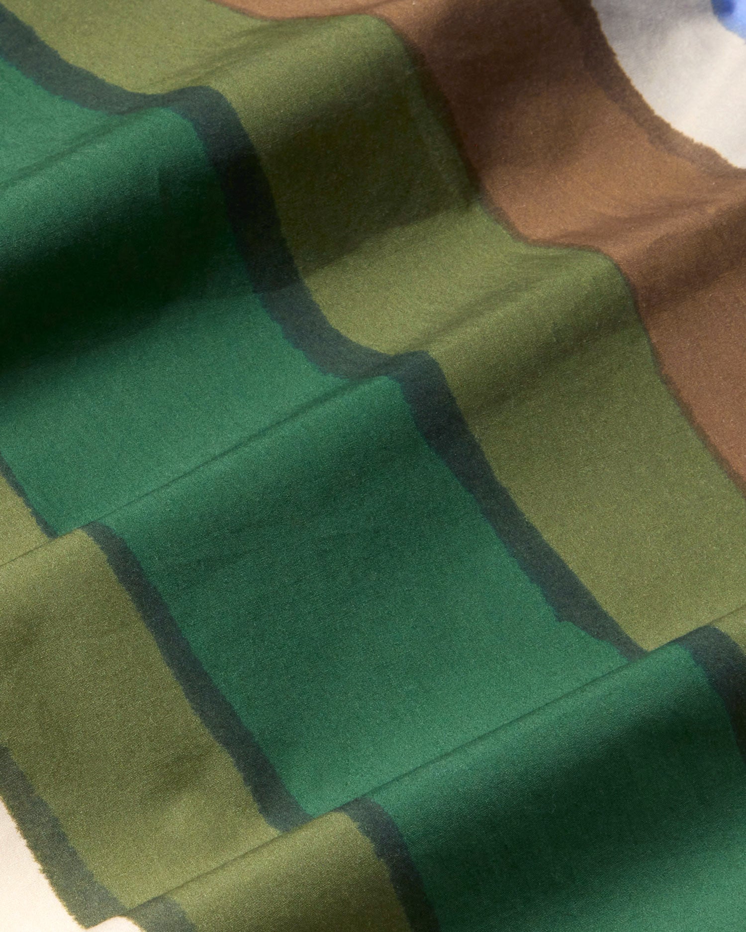 Camisa river multicolor Haru sostenible - silueta 2