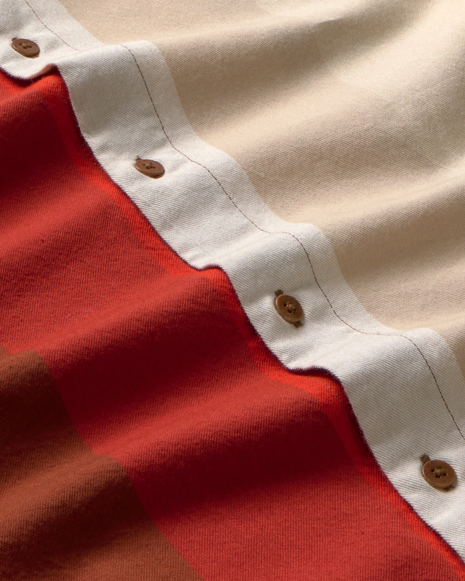 Camisa sandfire multicolor Haru sostenible - silueta 2