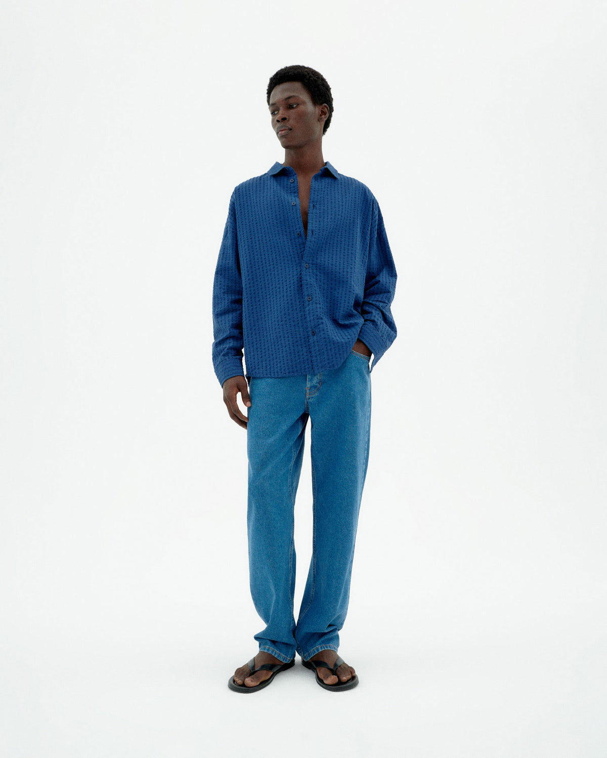 Camisa azul seersucker Haru sostenible-2