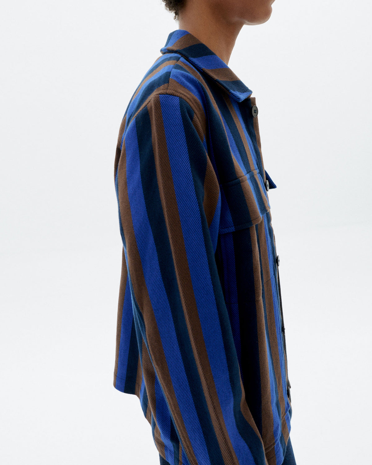 Sobrecamisa rayas totenham Omar sostenible - 3