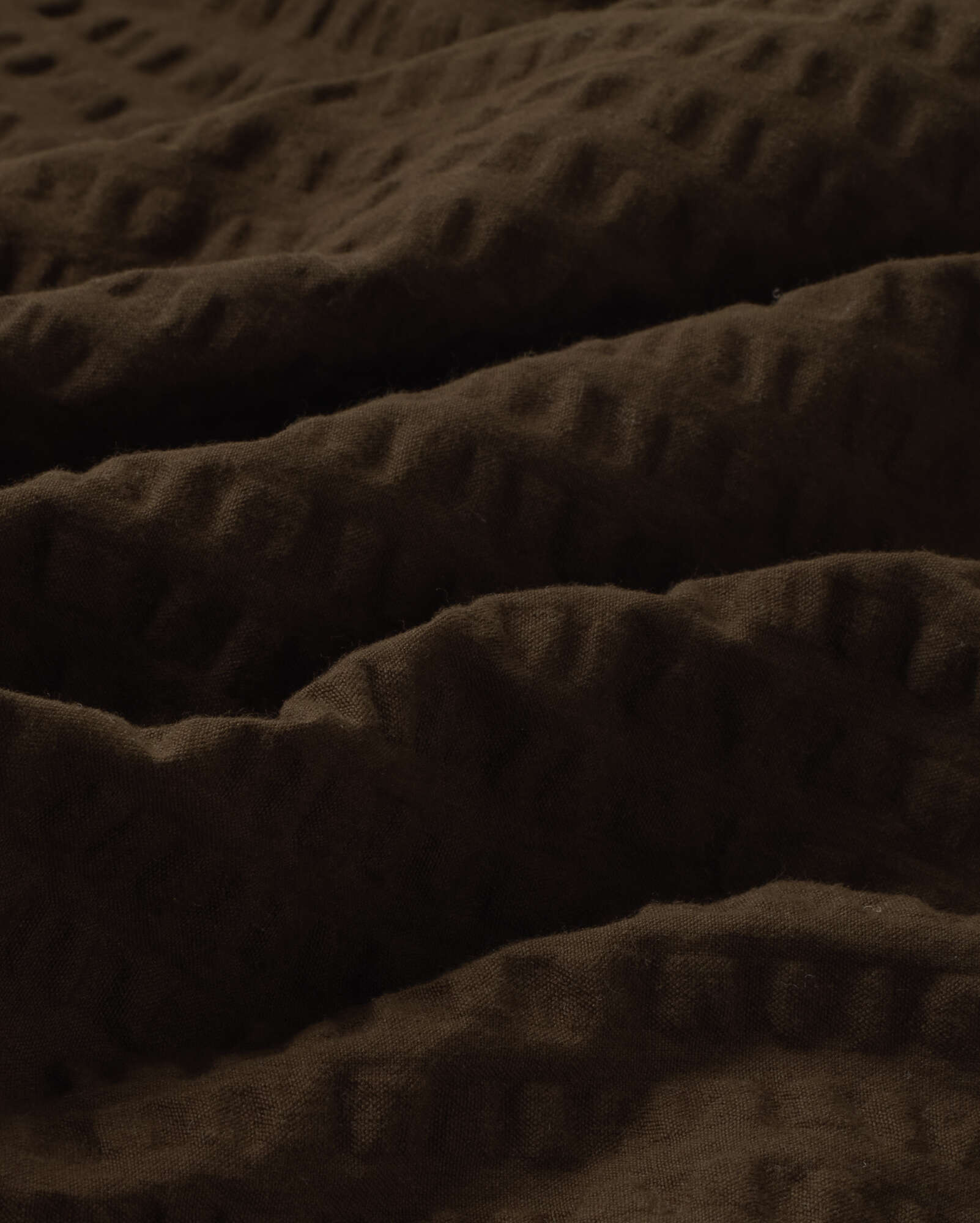 Camisa seersucker marrón Tom sostenible silueta - 2