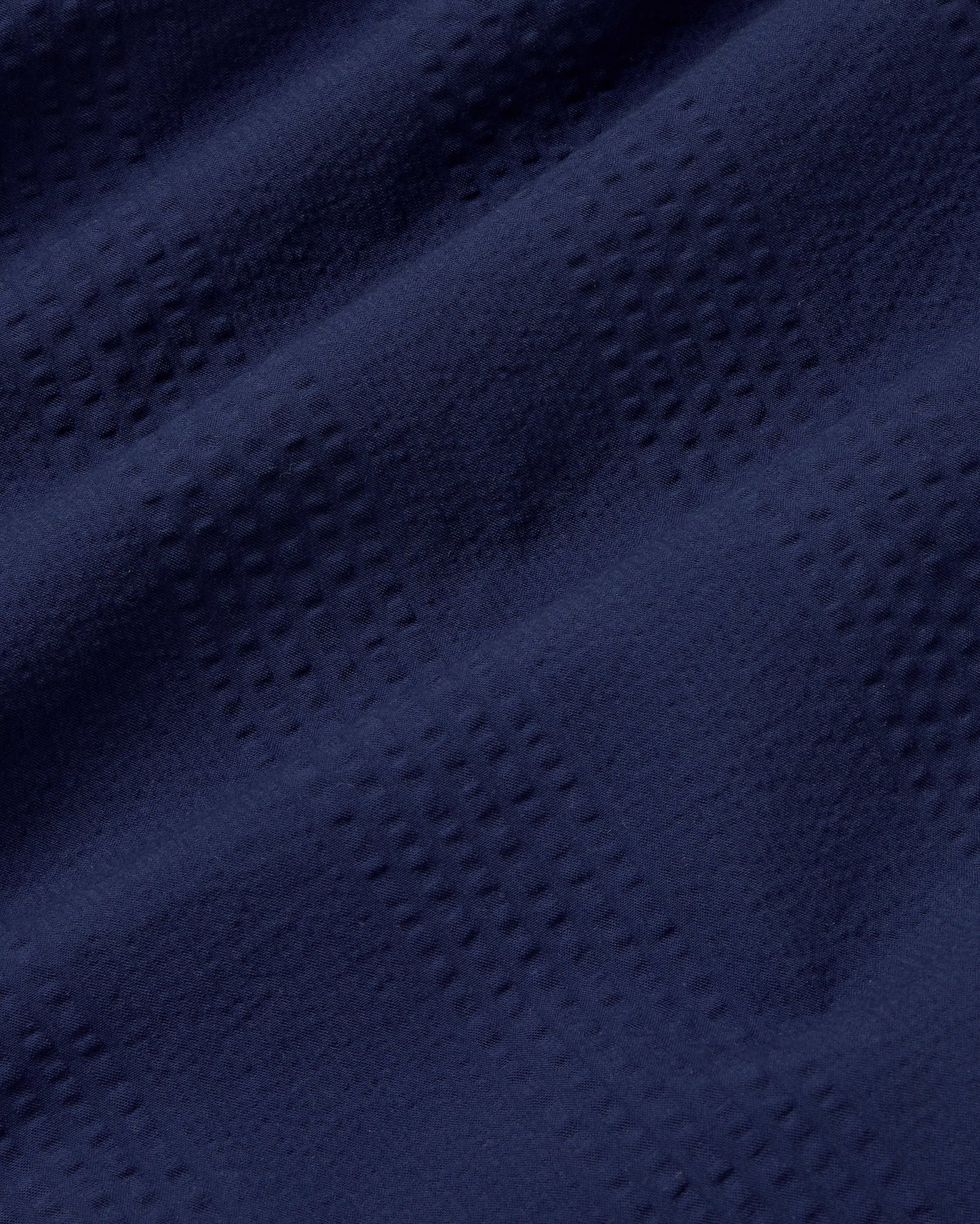 Camisa oversize seersucker azul Haru sostenible silueta - 2