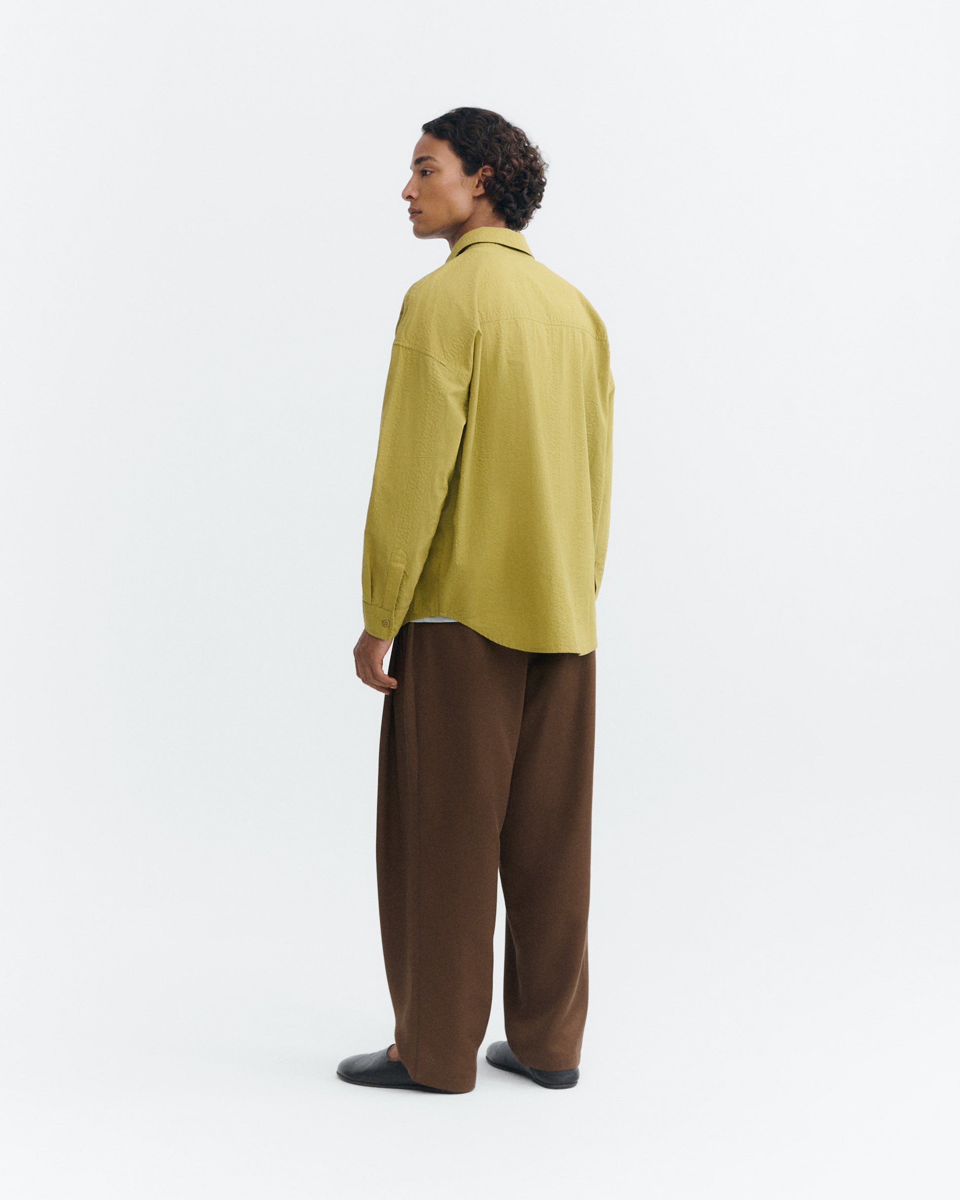 Camisa oversize seersucker verde Haru sostenible - 4