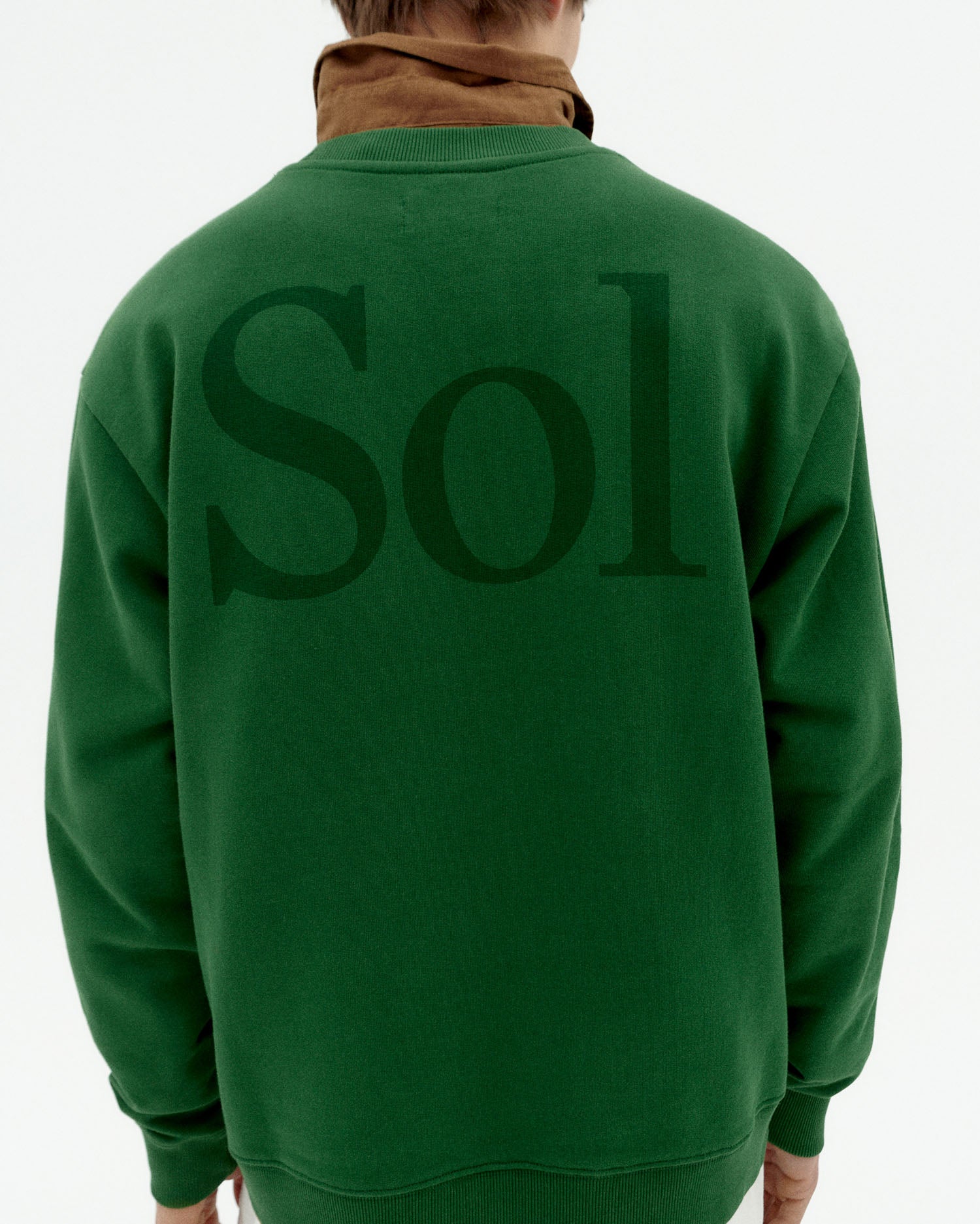 Sudadera verde sol type Leon sostenible-2