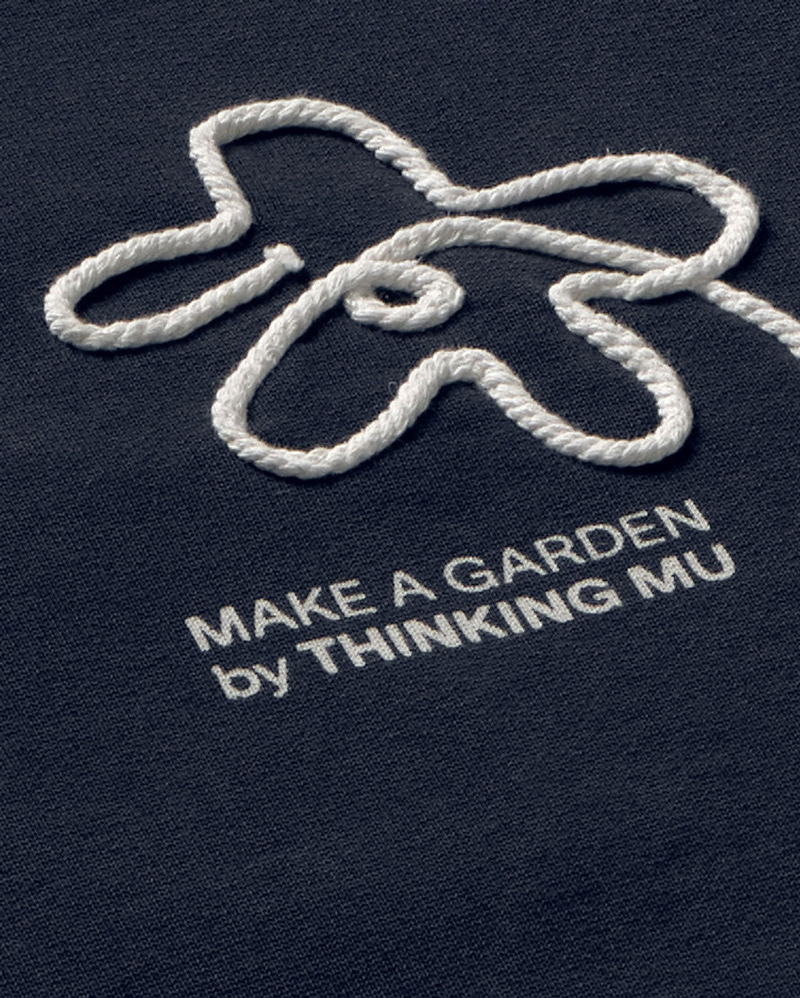 Sudadera bordada a mano flower Leon sostenible silueta - 3