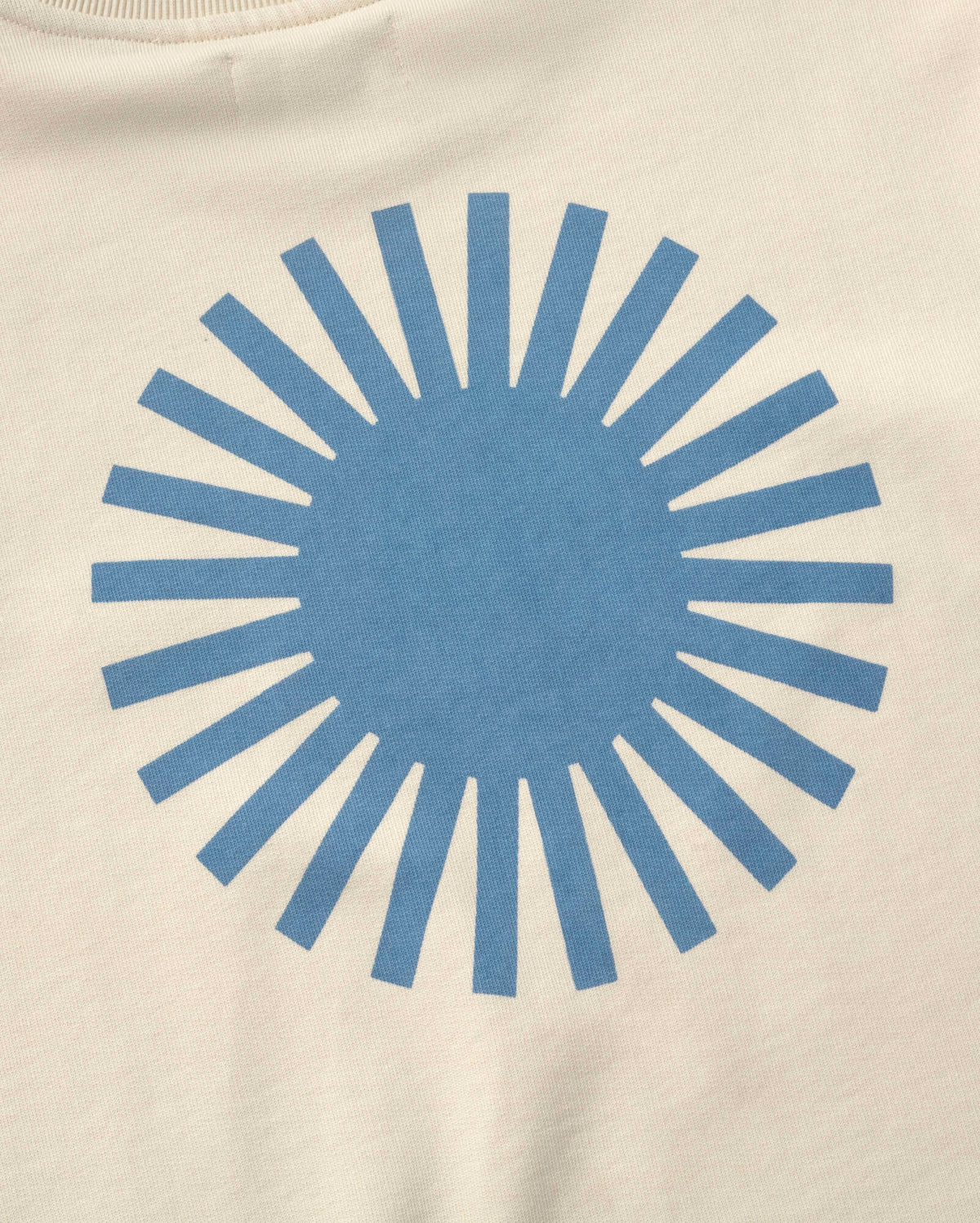 Sudadera cruda sol azul espalda Leon sostenible silueta - 3