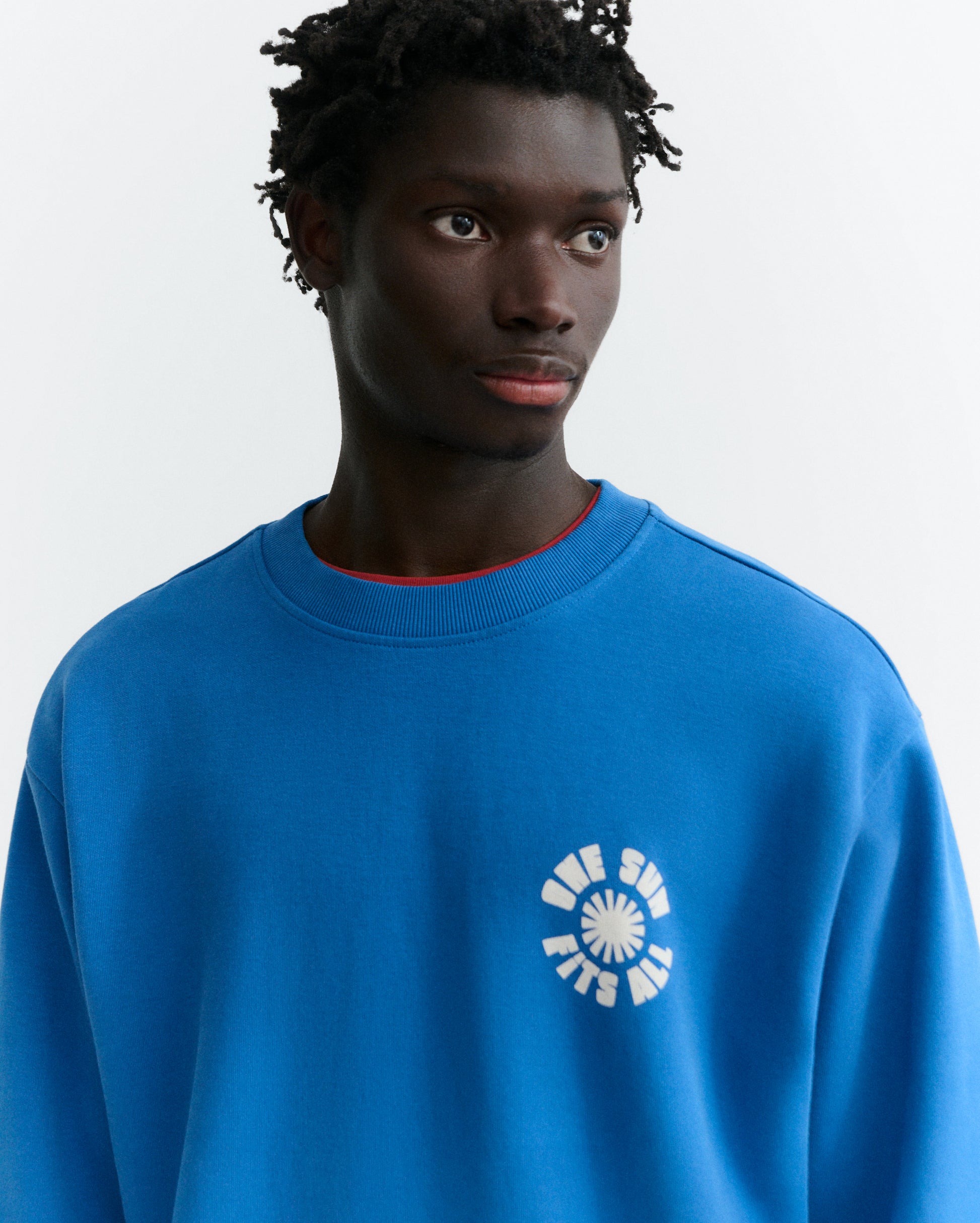 Sudadera azul one sun Leon sostenible - 3