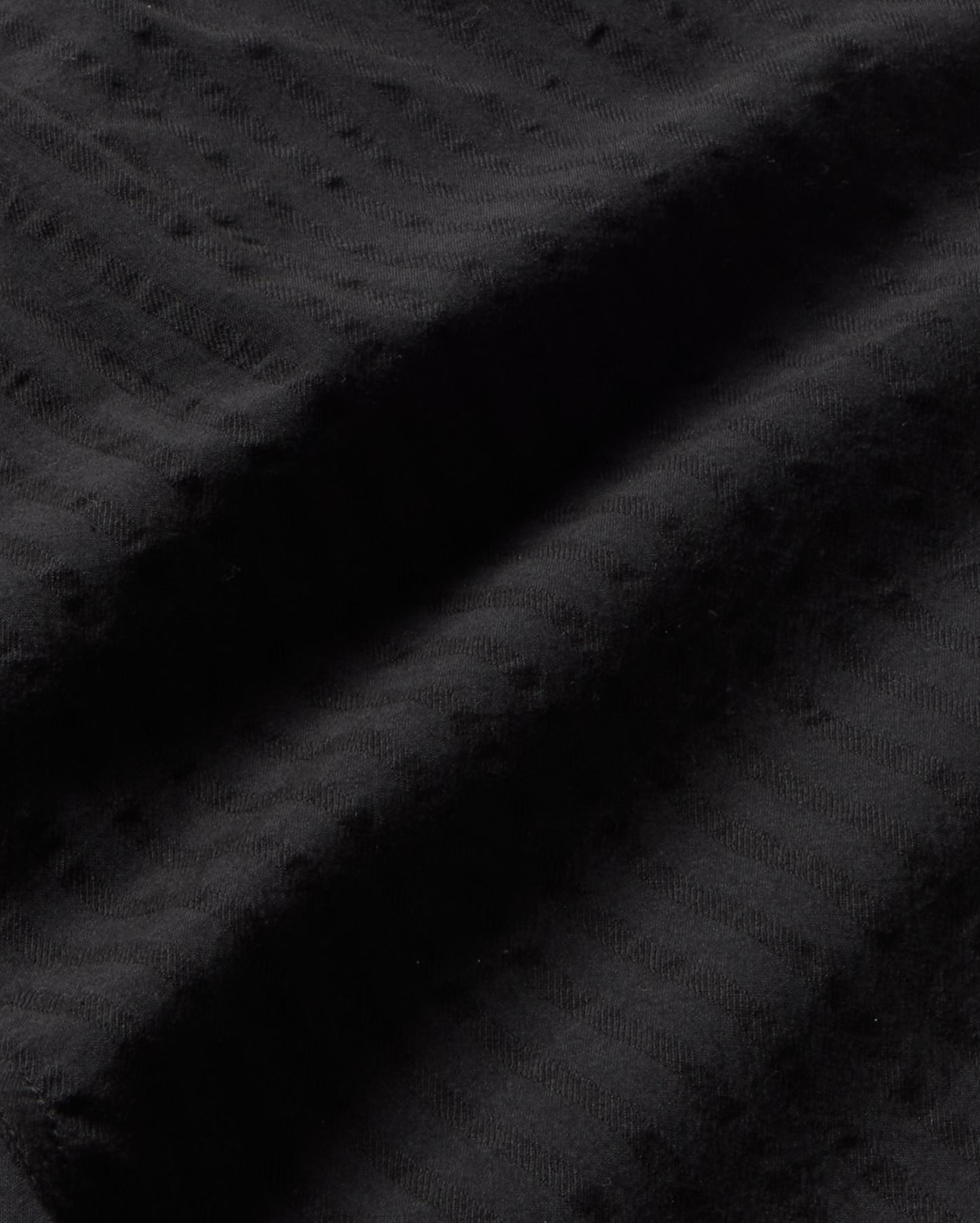 Bermuda negra seersucker Henry sostenible - silueta 2