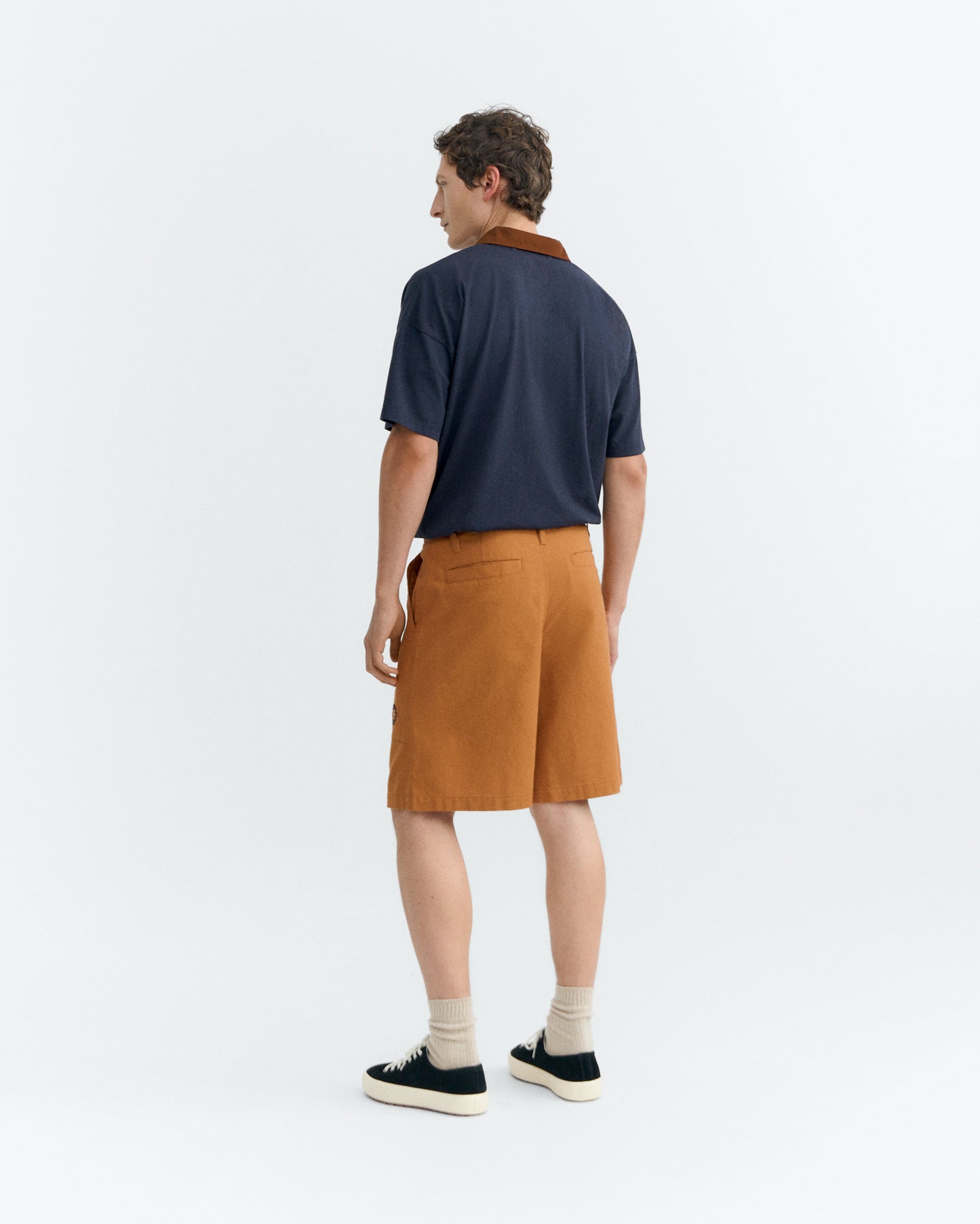 Bermuda ancho bordado a mano Alfie sostenible - 4