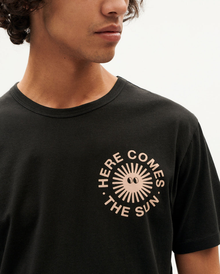 Camiseta negra Happy sun sostenible-4