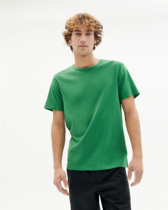 Camiseta gruesa verde hemp sostenible-1