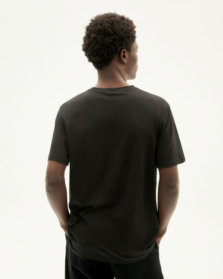 Camiseta negra Infinite sostenible-5