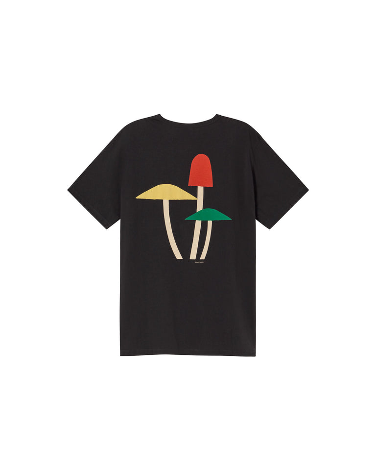 Camiseta negra Funghi 3 sostenible-7