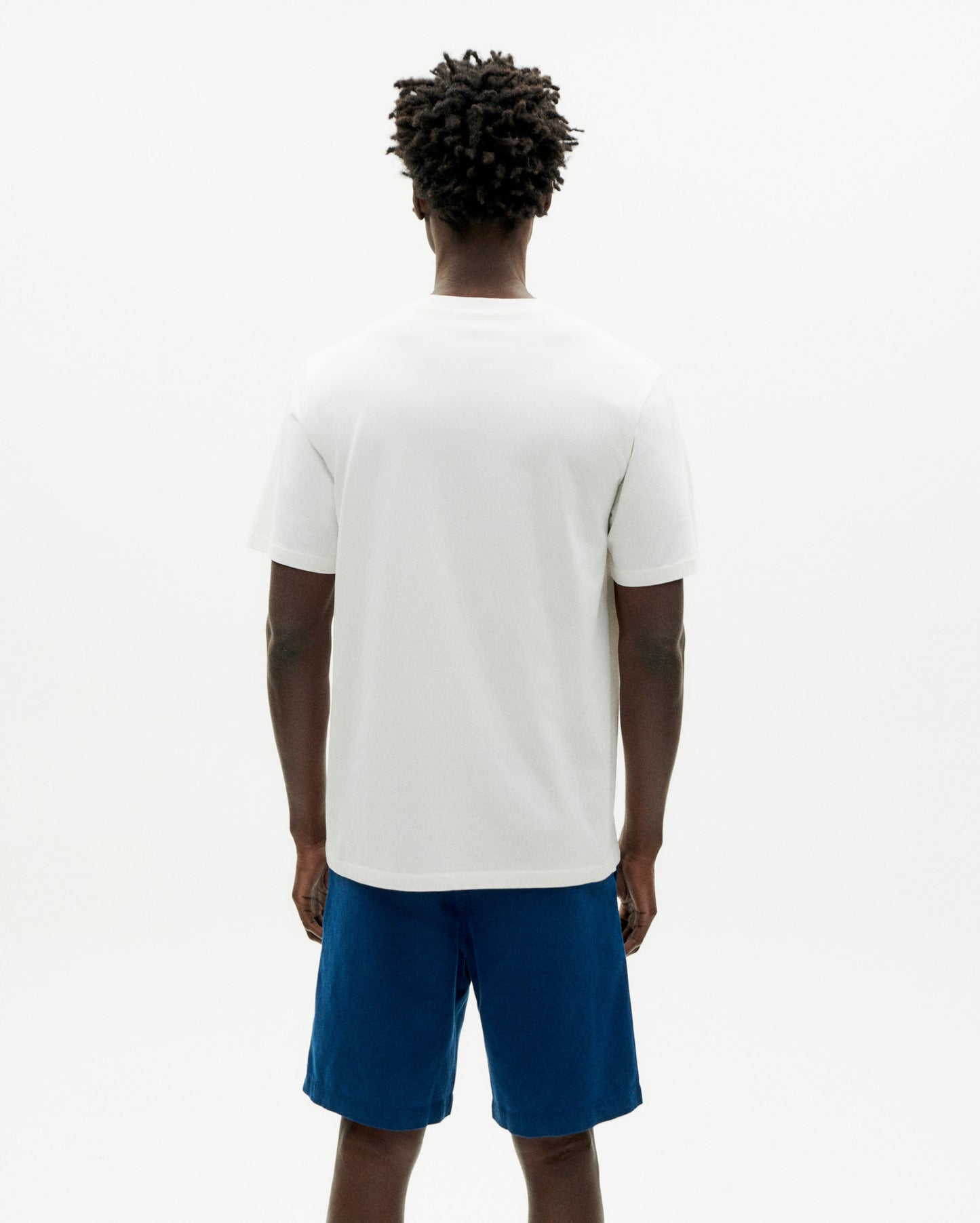 Camiseta blanca art 1 sostenible -4