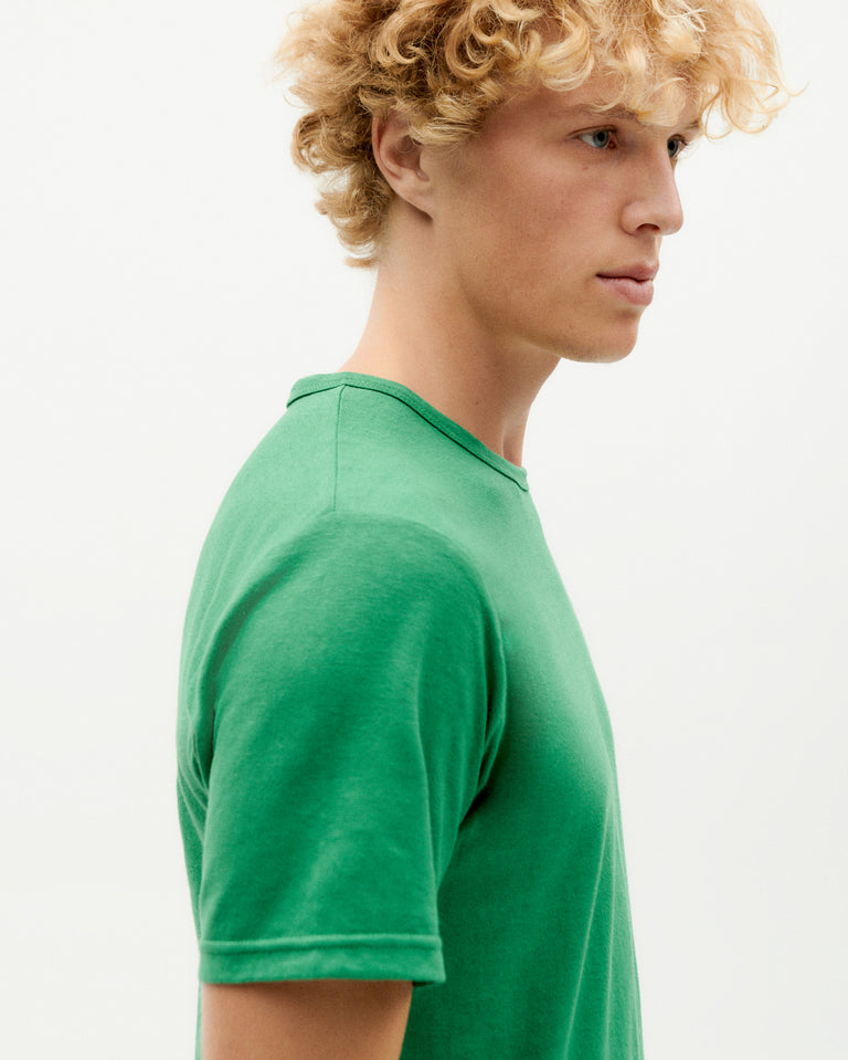 Camiseta verde hemp sostenible -3