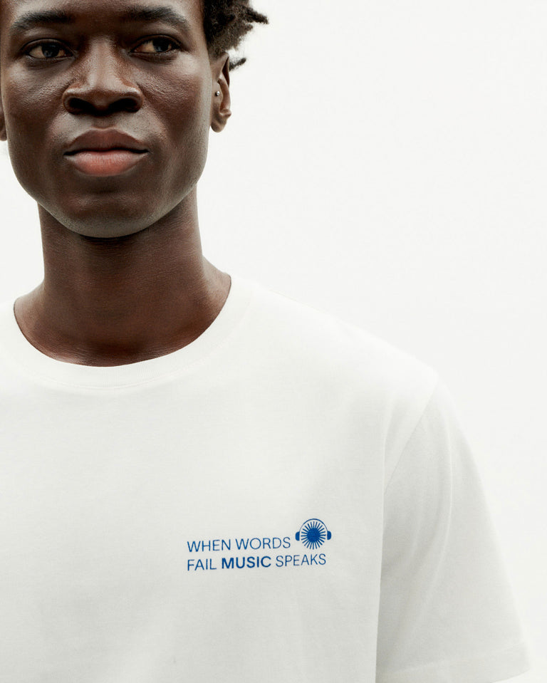 Camiseta blanca thinking music festival sostenible-3